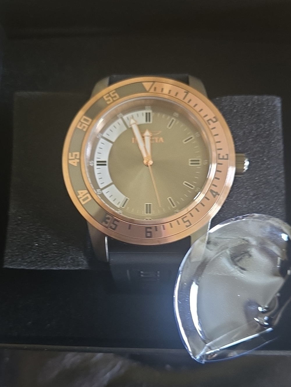 Invicta Men’s Green Dial Rose Gold-Tone Bezel Watch
